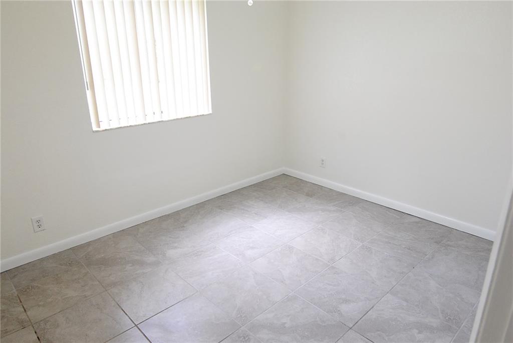 Coral Spgs University Dri - Residential Lease