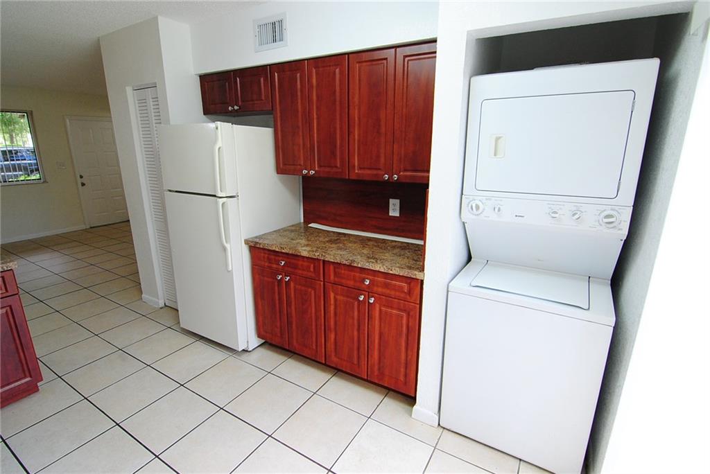 Coral Spgs University Dri - Residential Lease