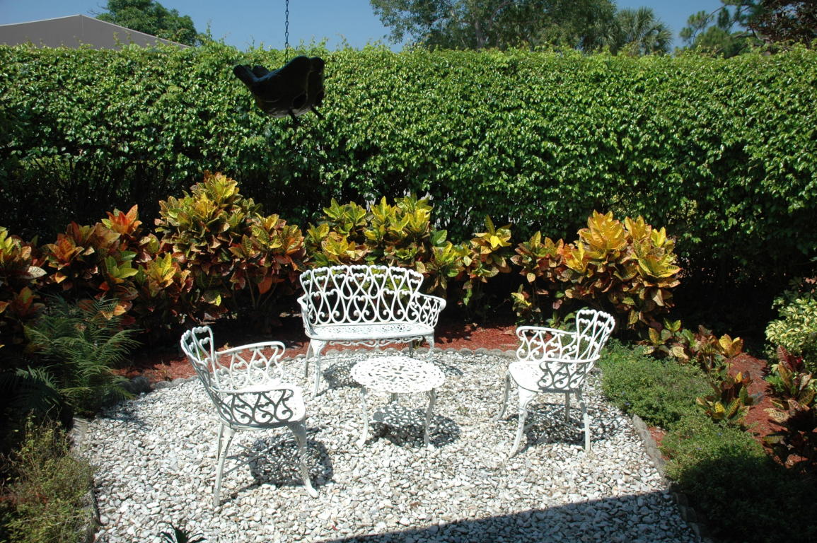 PLANTATION COLONY - Residential