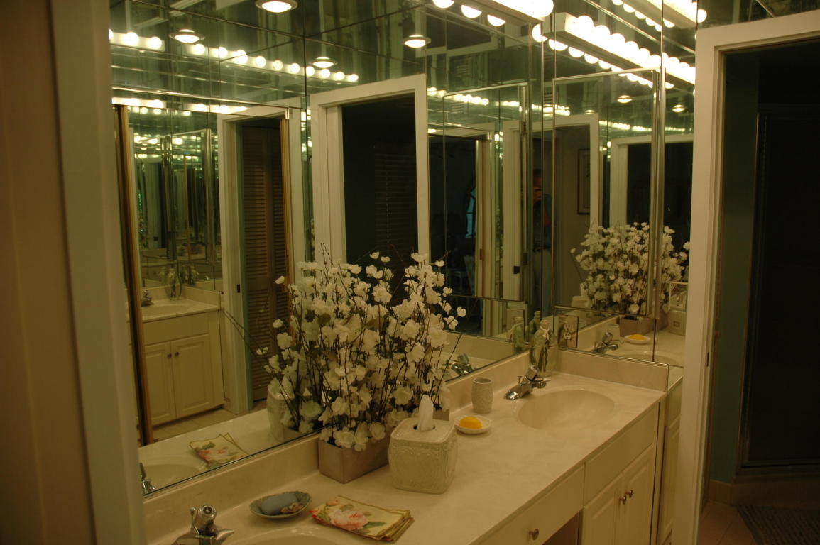 PLANTATION COLONY - Residential