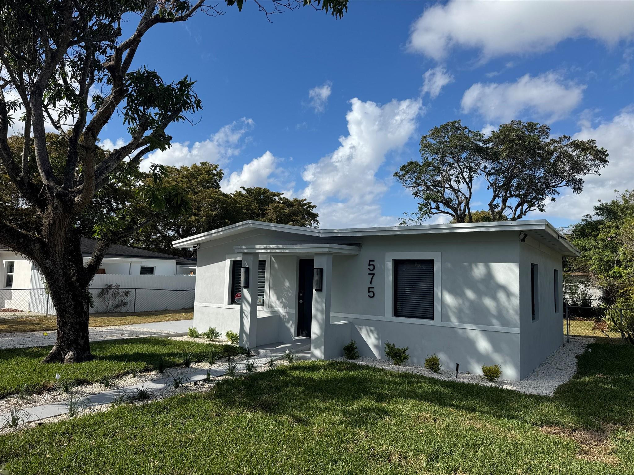 575 NW 139th Terrace