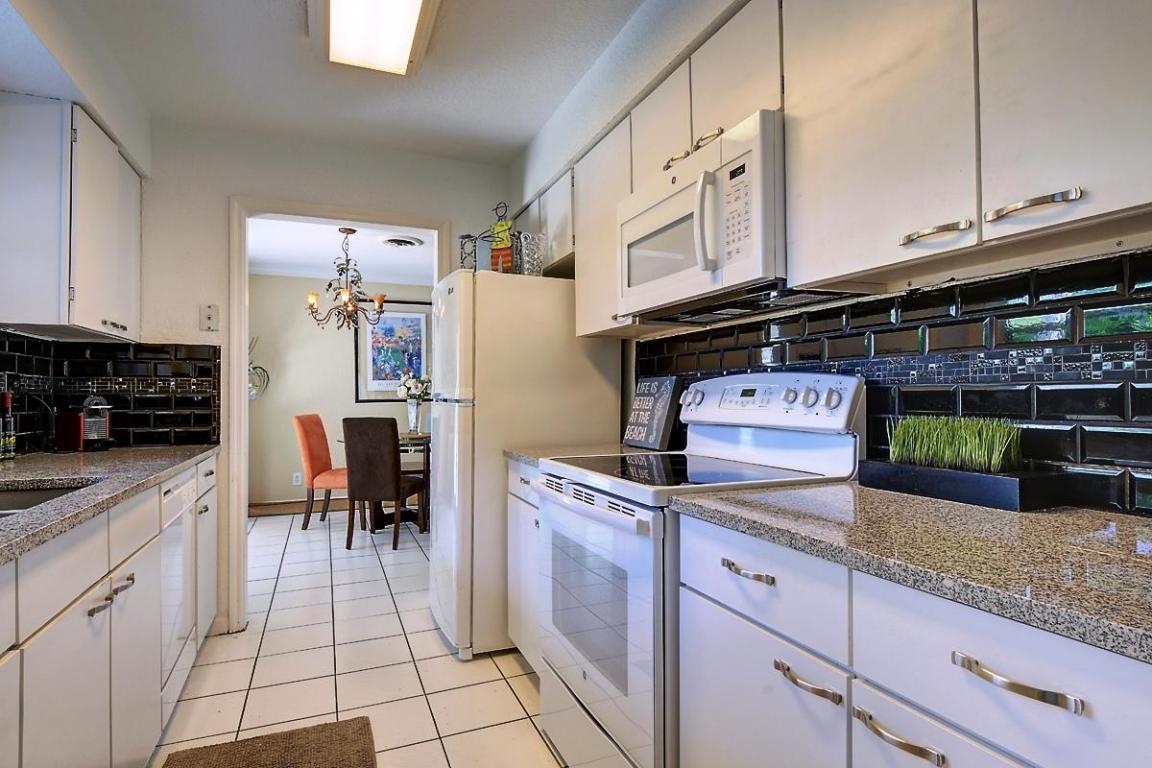 DELRAY BEACH - Residential