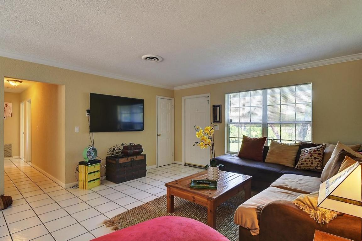 DELRAY BEACH - Residential