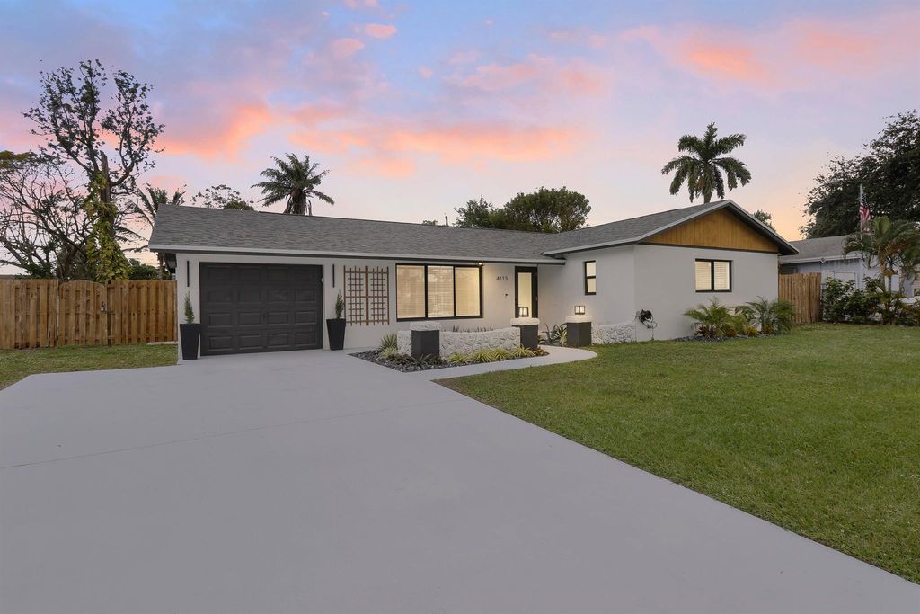 Photo of 4113 Kent Avenue, Lake Worth, FL 33461 (MLS # R10956482)