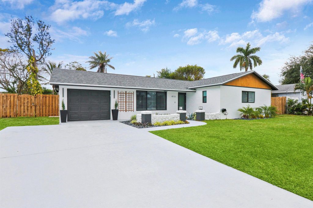 Photo of 4113 Kent Avenue, Lake Worth, FL 33461 (MLS # R10956482)