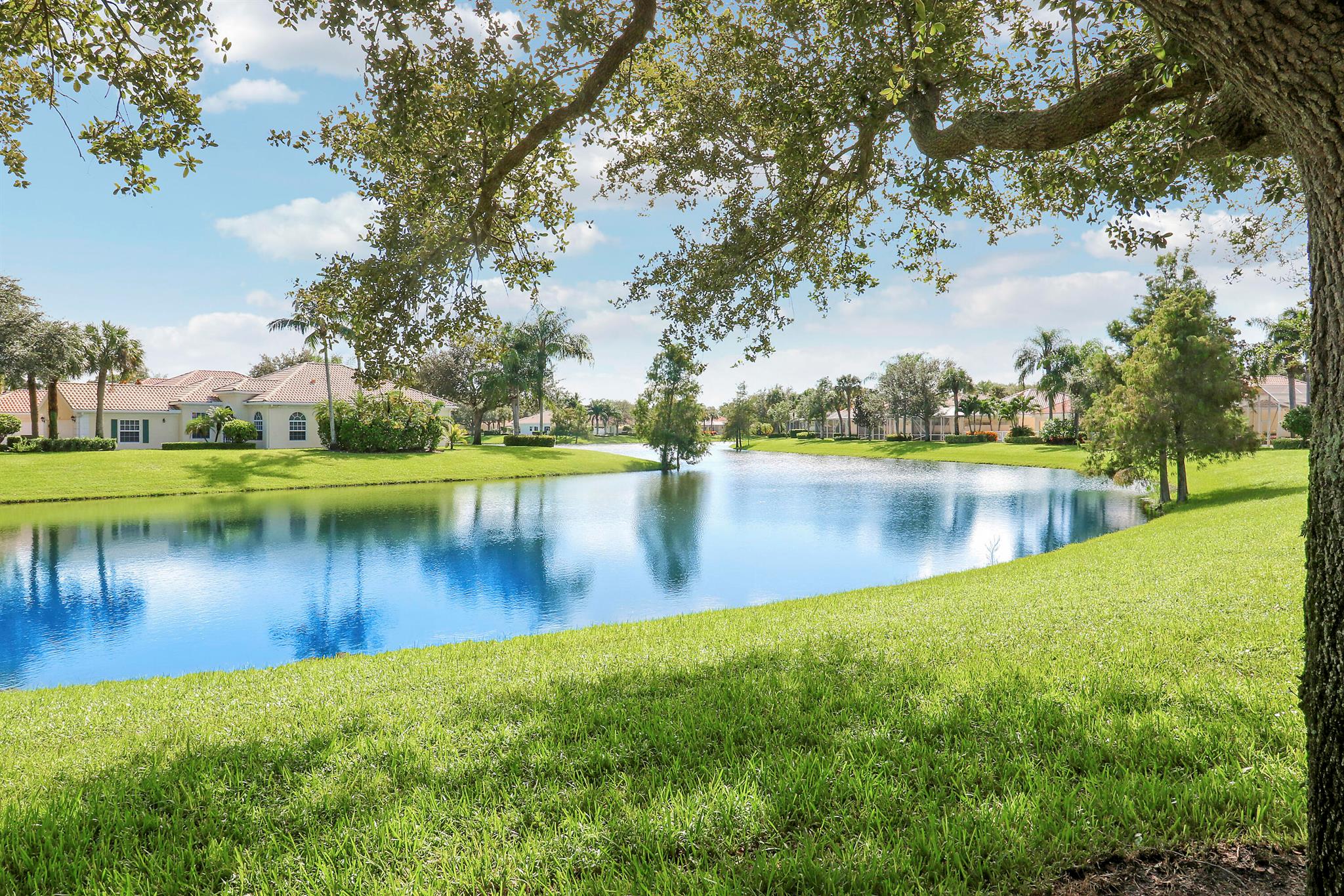 ISLES AT PALM BEACH GARDE - Residential