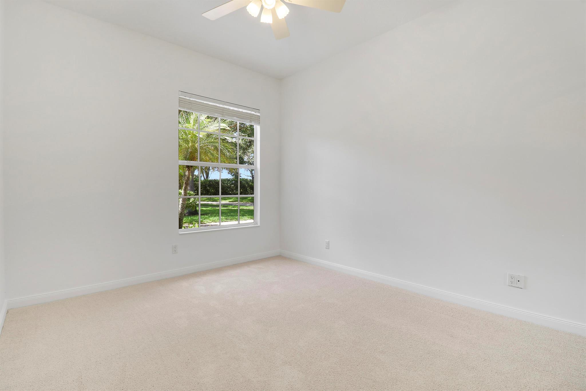 ISLES AT PALM BEACH GARDE - Residential