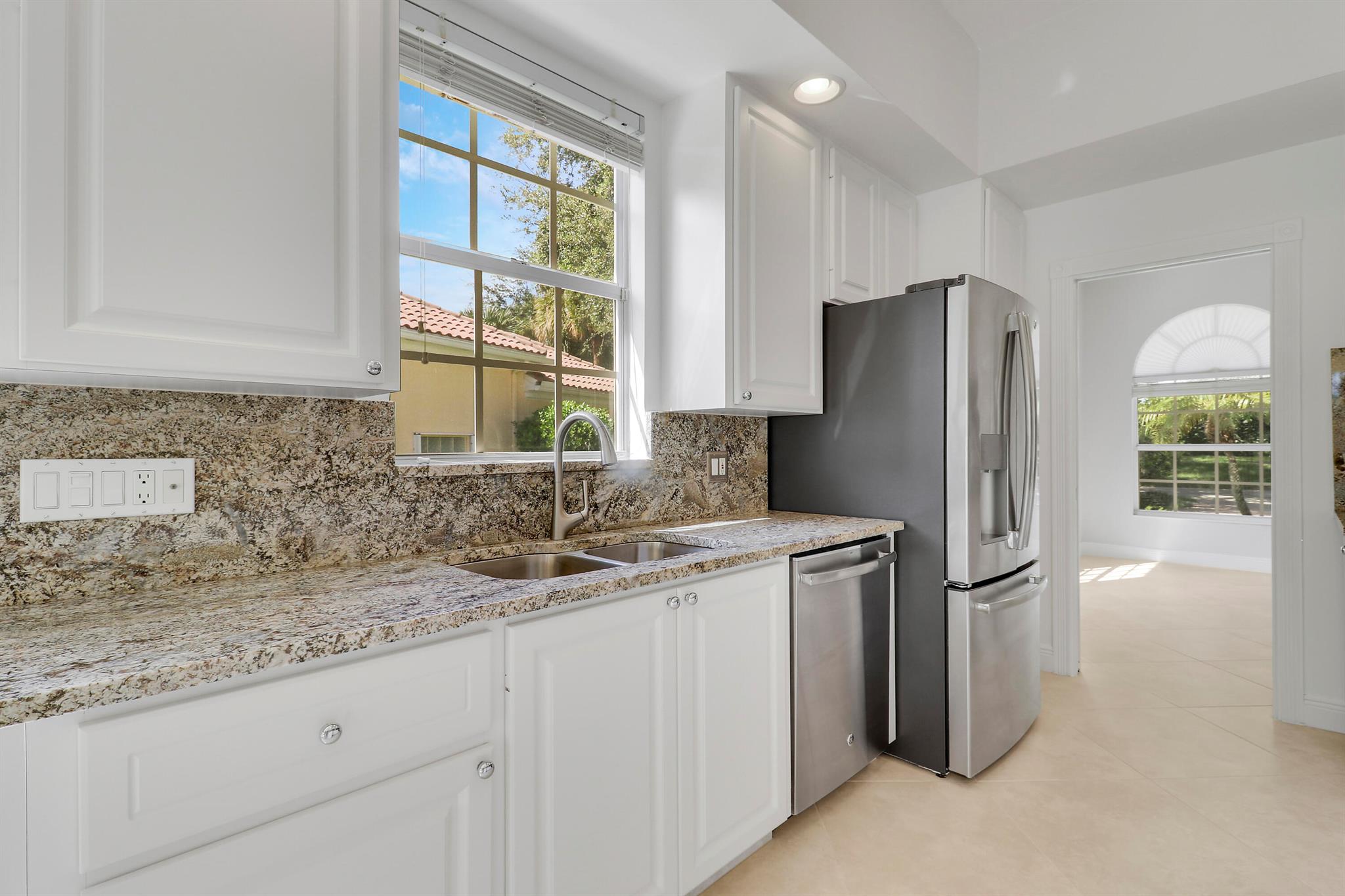 ISLES AT PALM BEACH GARDE - Residential