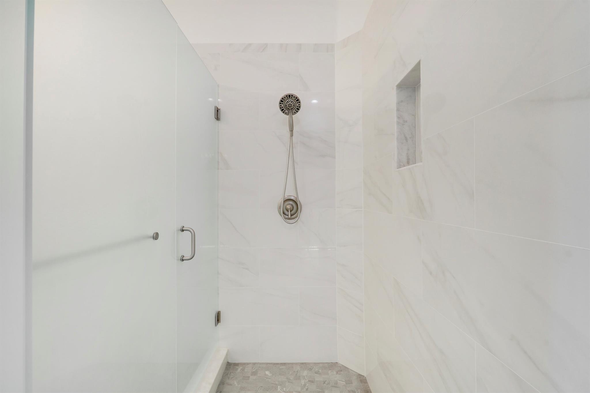 ISLES AT PALM BEACH GARDE - Residential