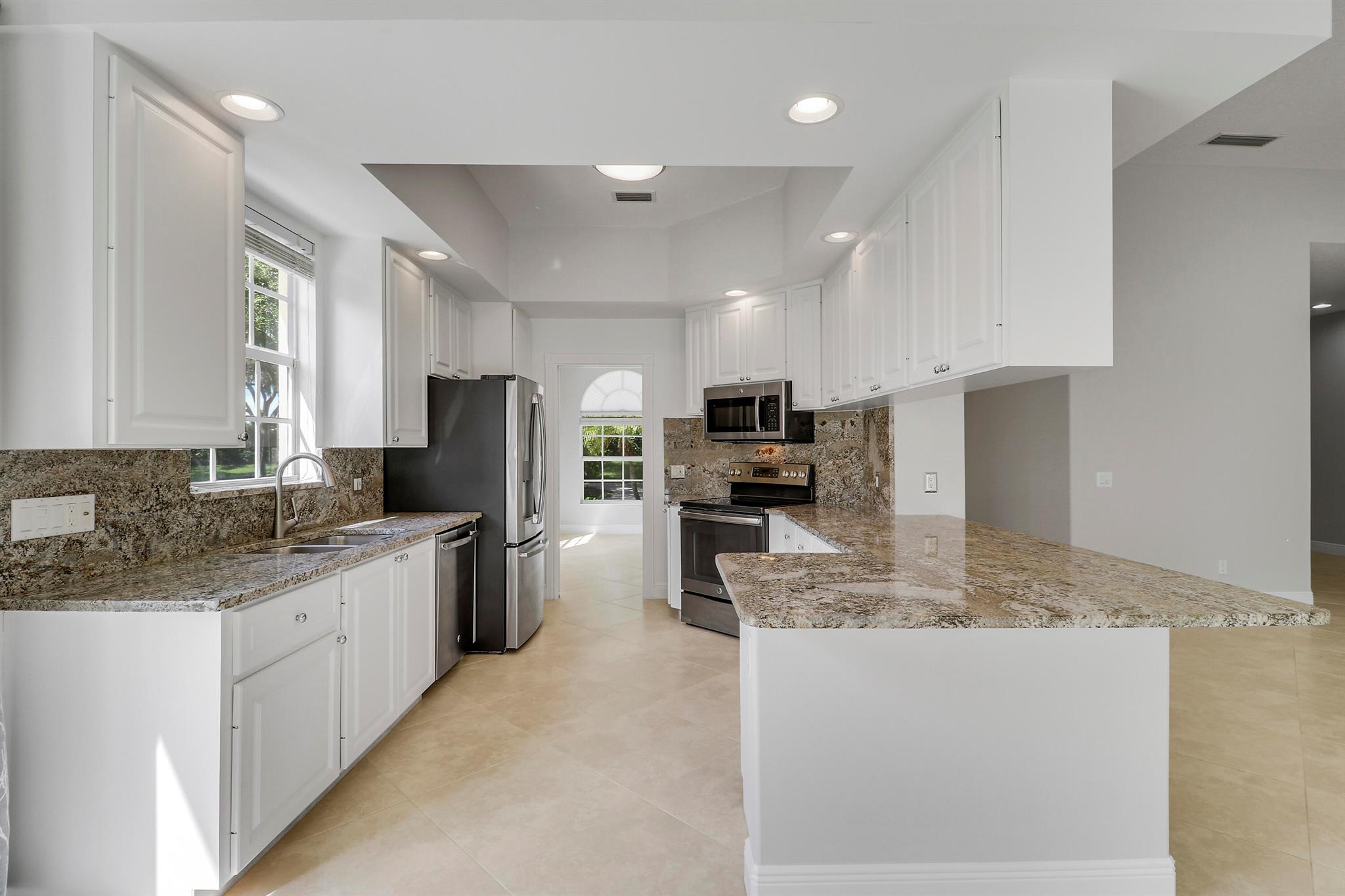 ISLES AT PALM BEACH GARDE - Residential