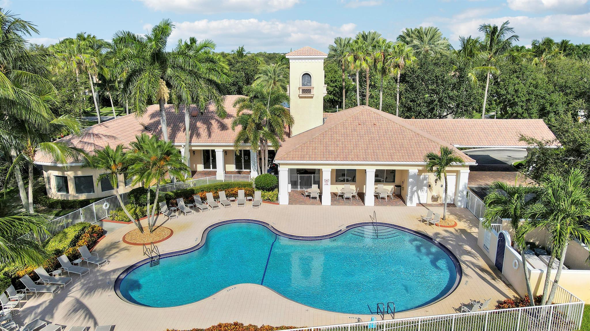 ISLES AT PALM BEACH GARDE - Residential