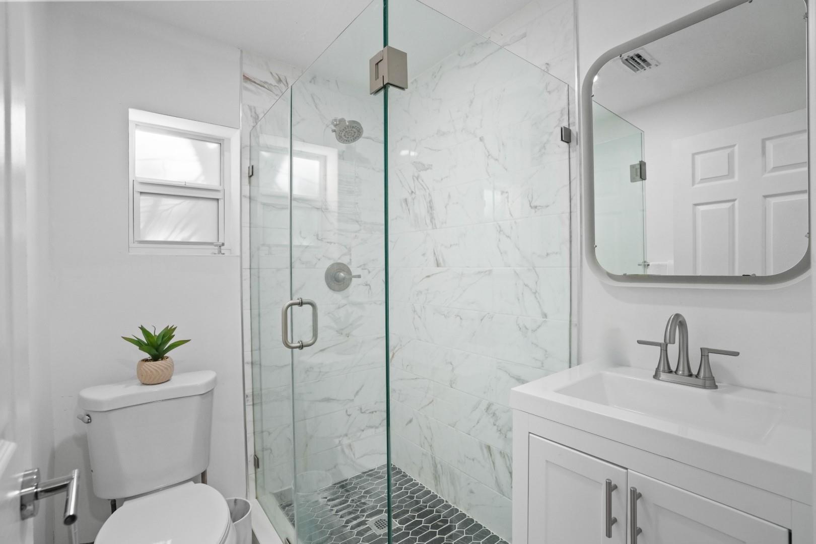 HIBISCUS GARDENS - Residential Lease