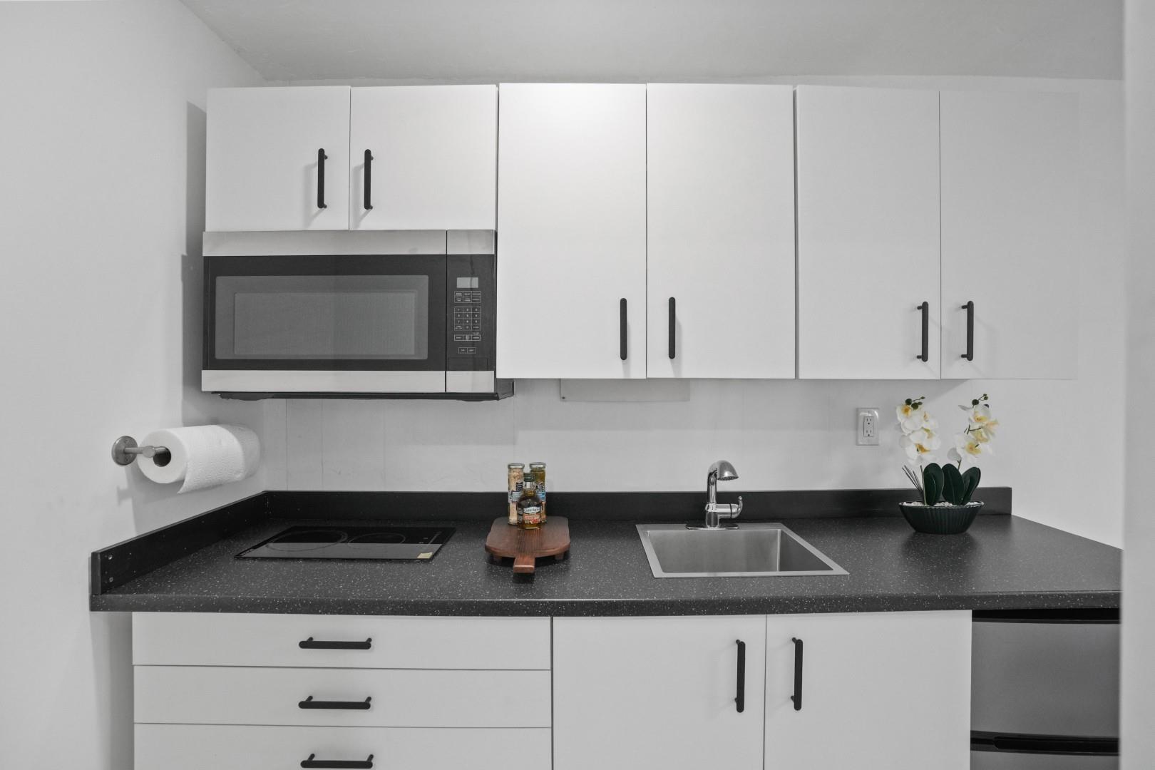 HIBISCUS GARDENS - Residential Lease