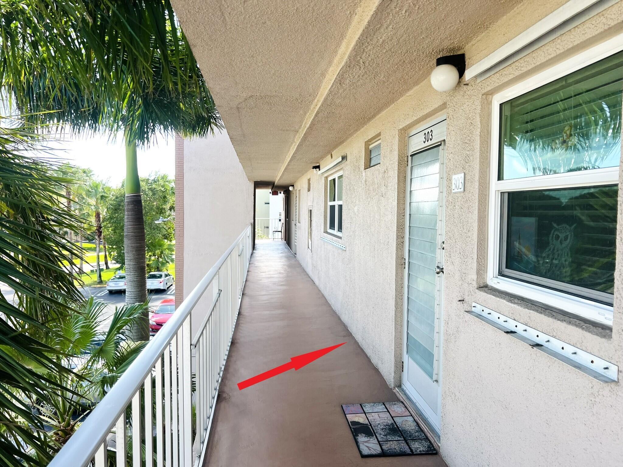 2615 NE 1st Court 303