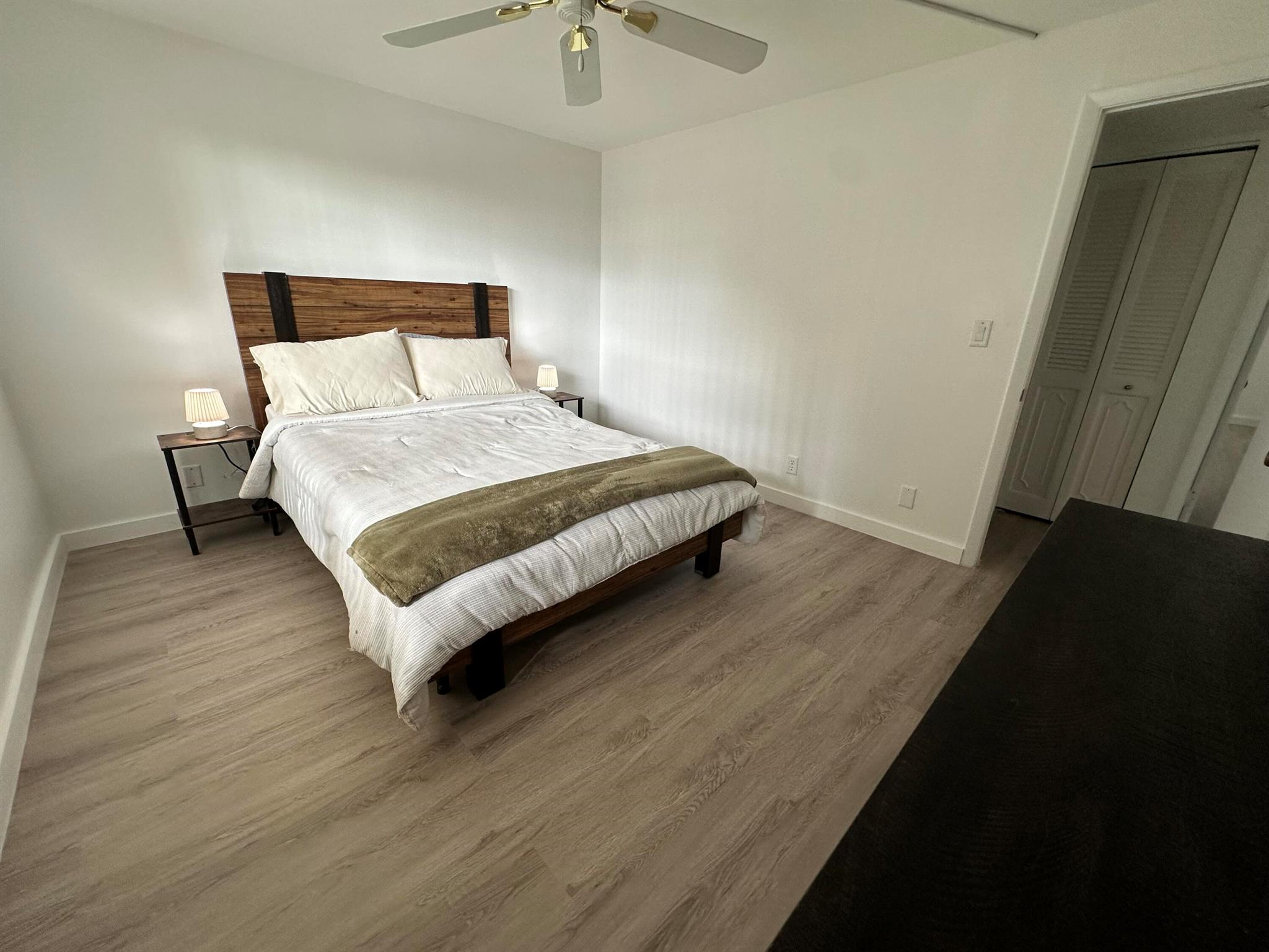 MEADOWBROOK LAKES VIEW CO - Residential Lease