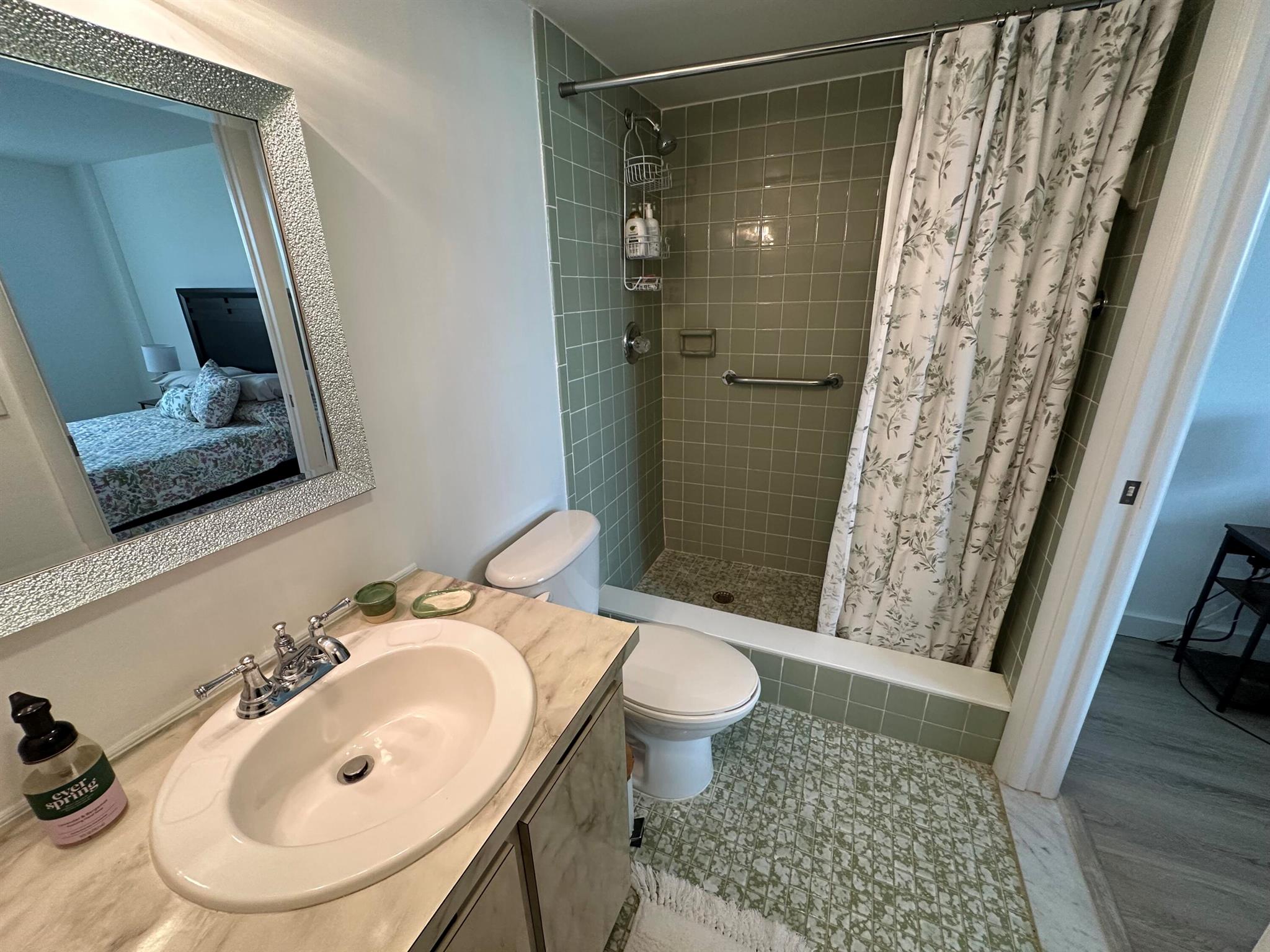 MEADOWBROOK LAKES VIEW CO - Residential Lease