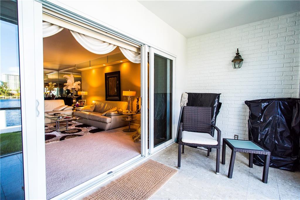 HILTON TERRACE - Residential