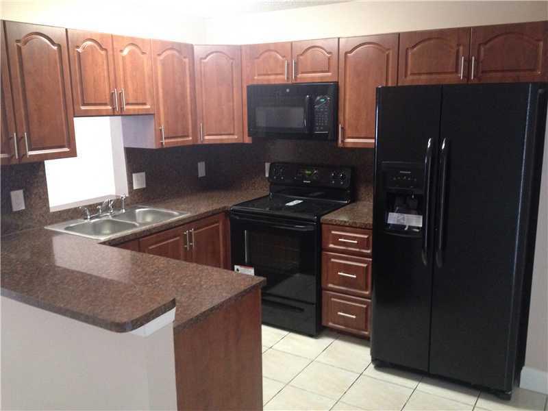 THE HAMPTONS OF NORTH LAU - Residential Lease