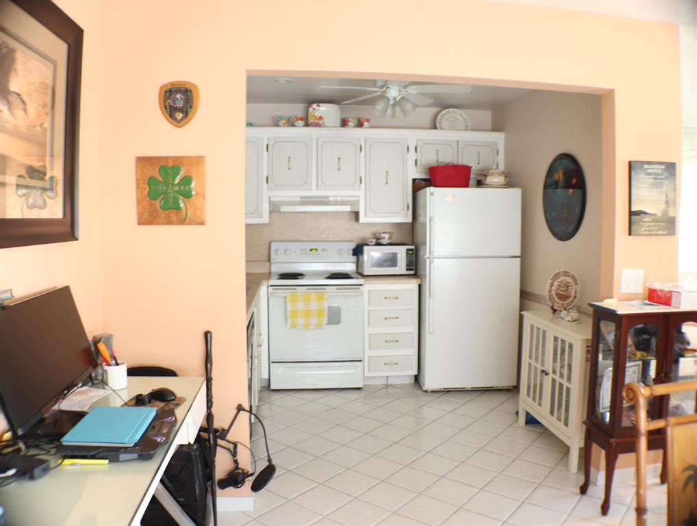 KINGS POINT FLANDERS CONDOS - Residential Lease