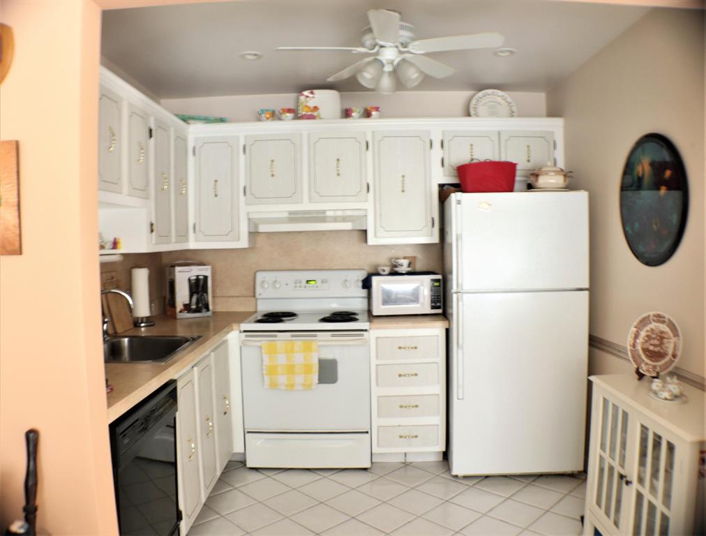 KINGS POINT FLANDERS CONDOS - Residential Lease