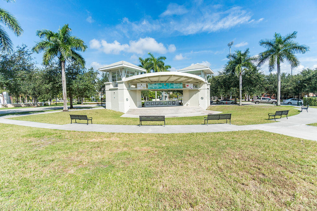 MARTINIQUE AT ABACOA 2 - Residential