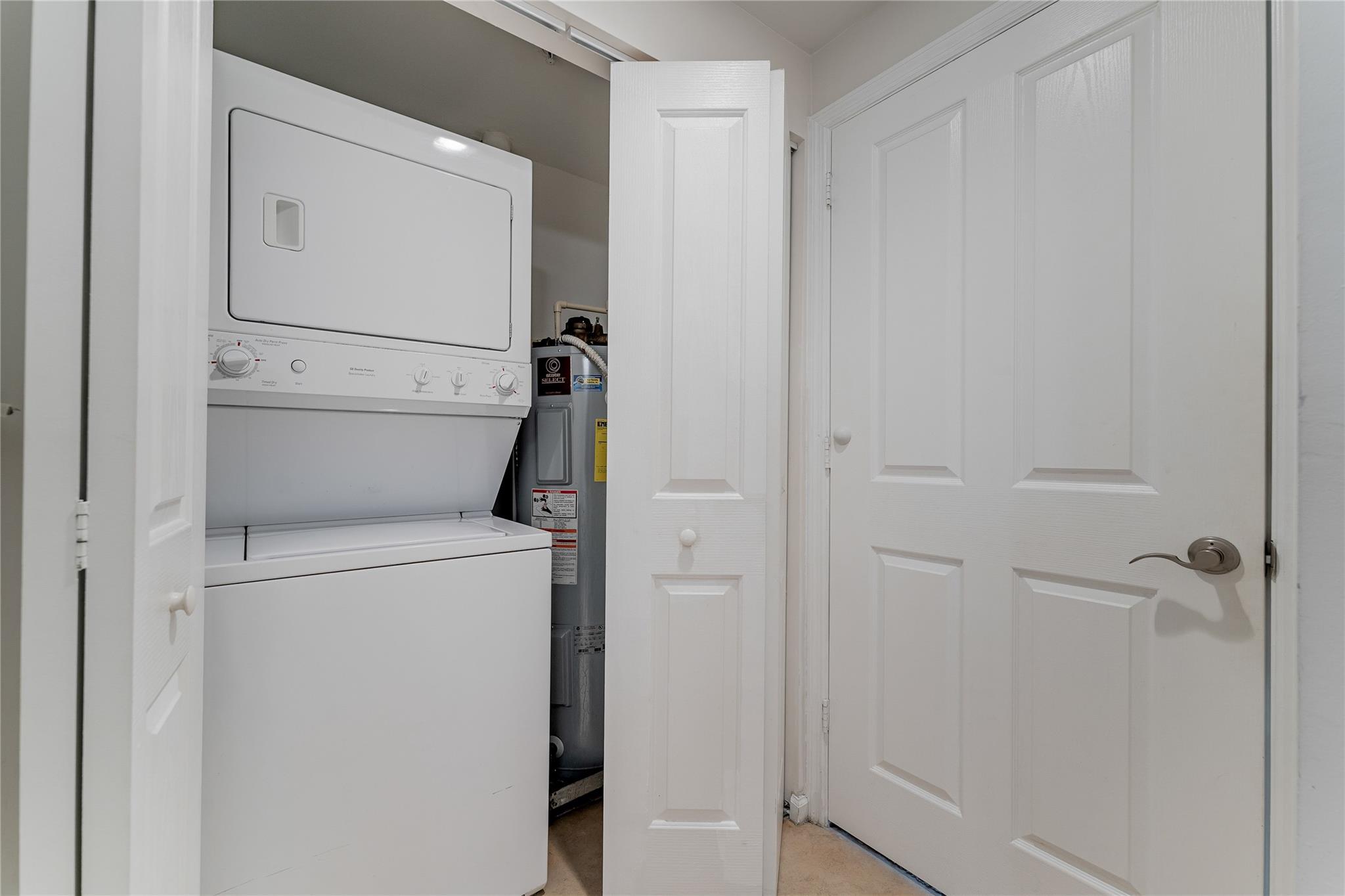 NURIVER LANDING CONDO - Residential Lease