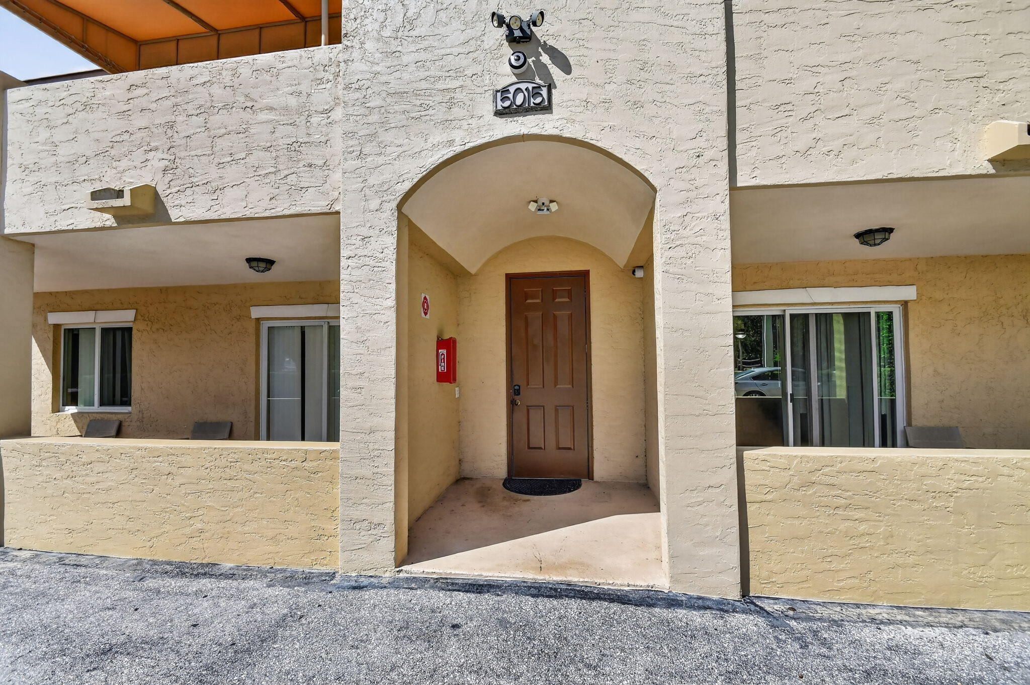 5015 N FLAGLER Drive