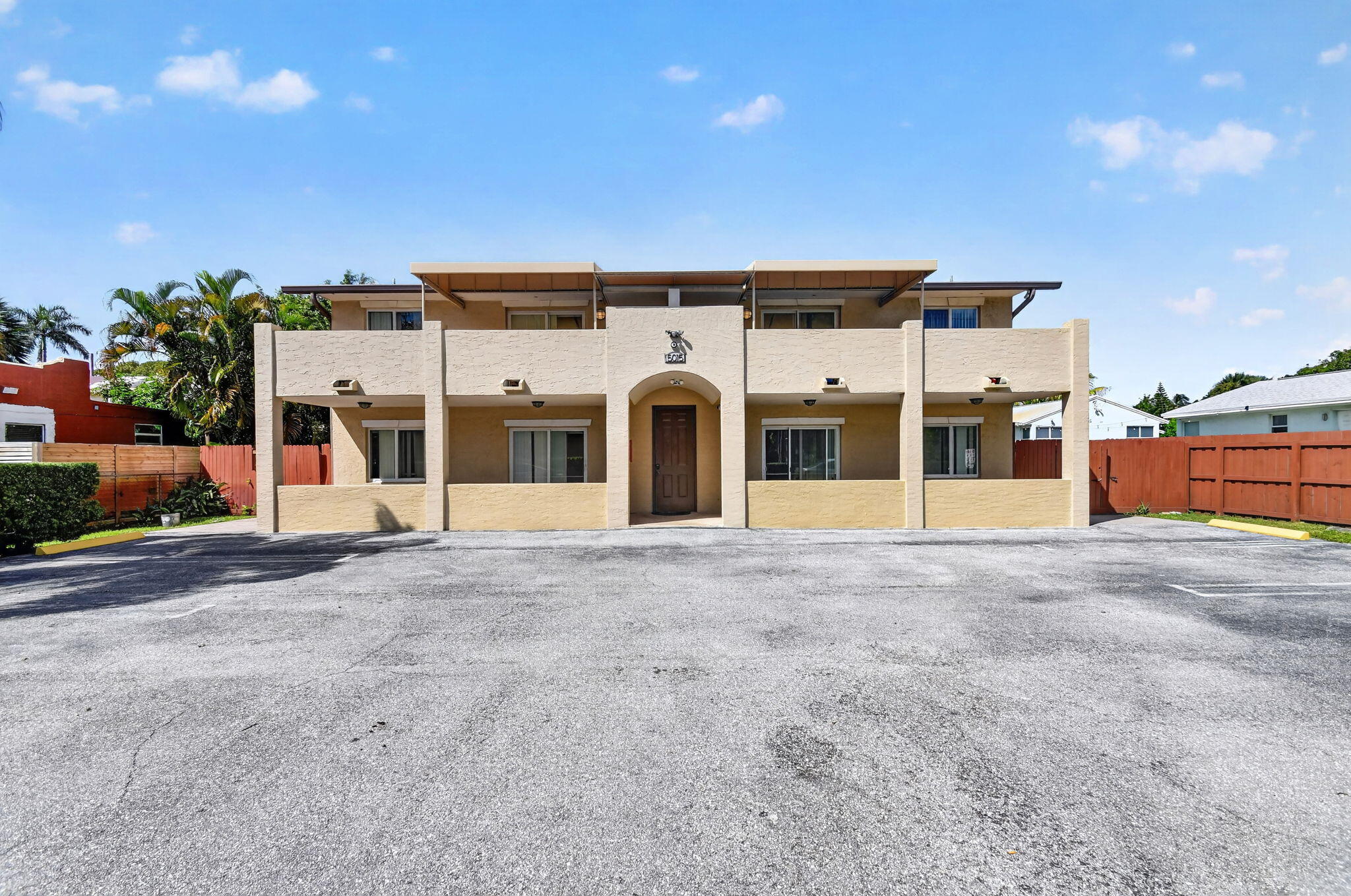 5015 N FLAGLER Drive