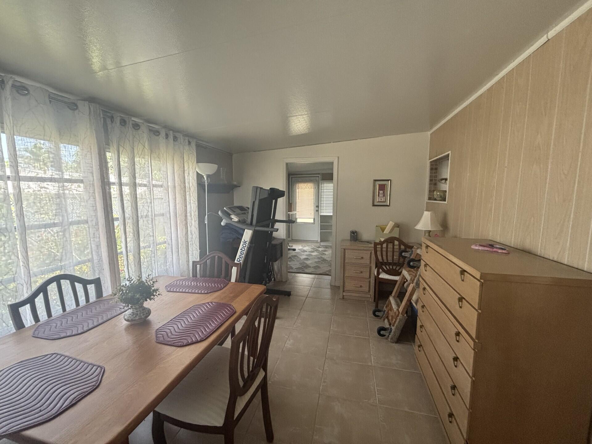 BREEZE HILL RESORT MOBILE HOME PARK - Residential
