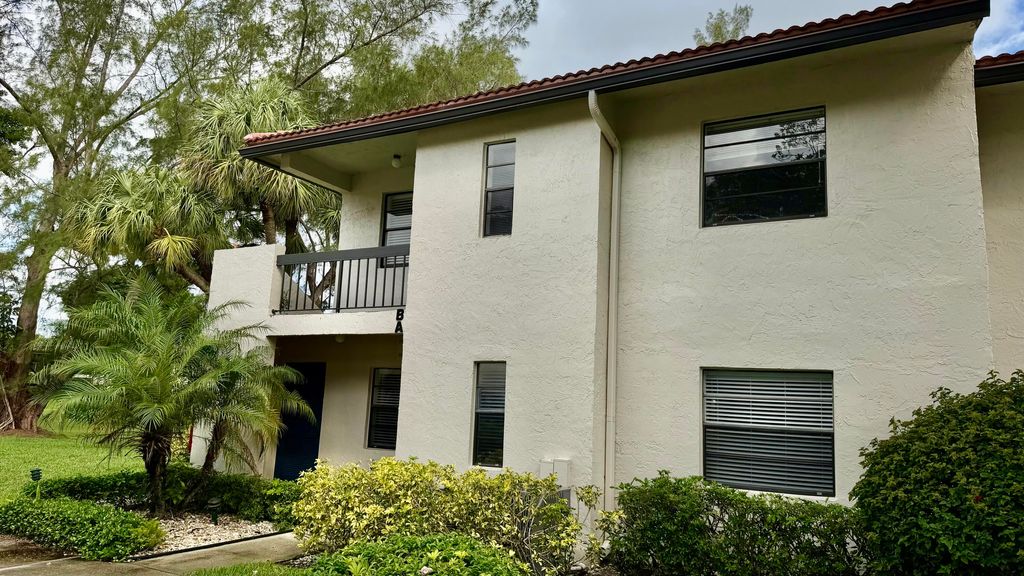 Photo of 21695 Tall Palm Circle #4a, Boca Raton, FL 33433 (MLS # B26030123)