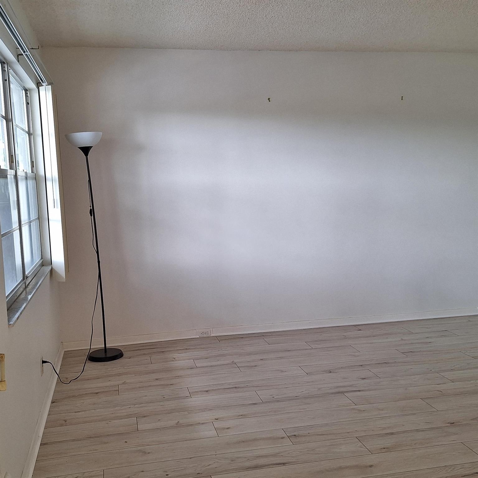 13250 SW 4th Court 305g, Pembroke Pines, FL, 33027/$144,500 1 13250 SW 4th Court 305g