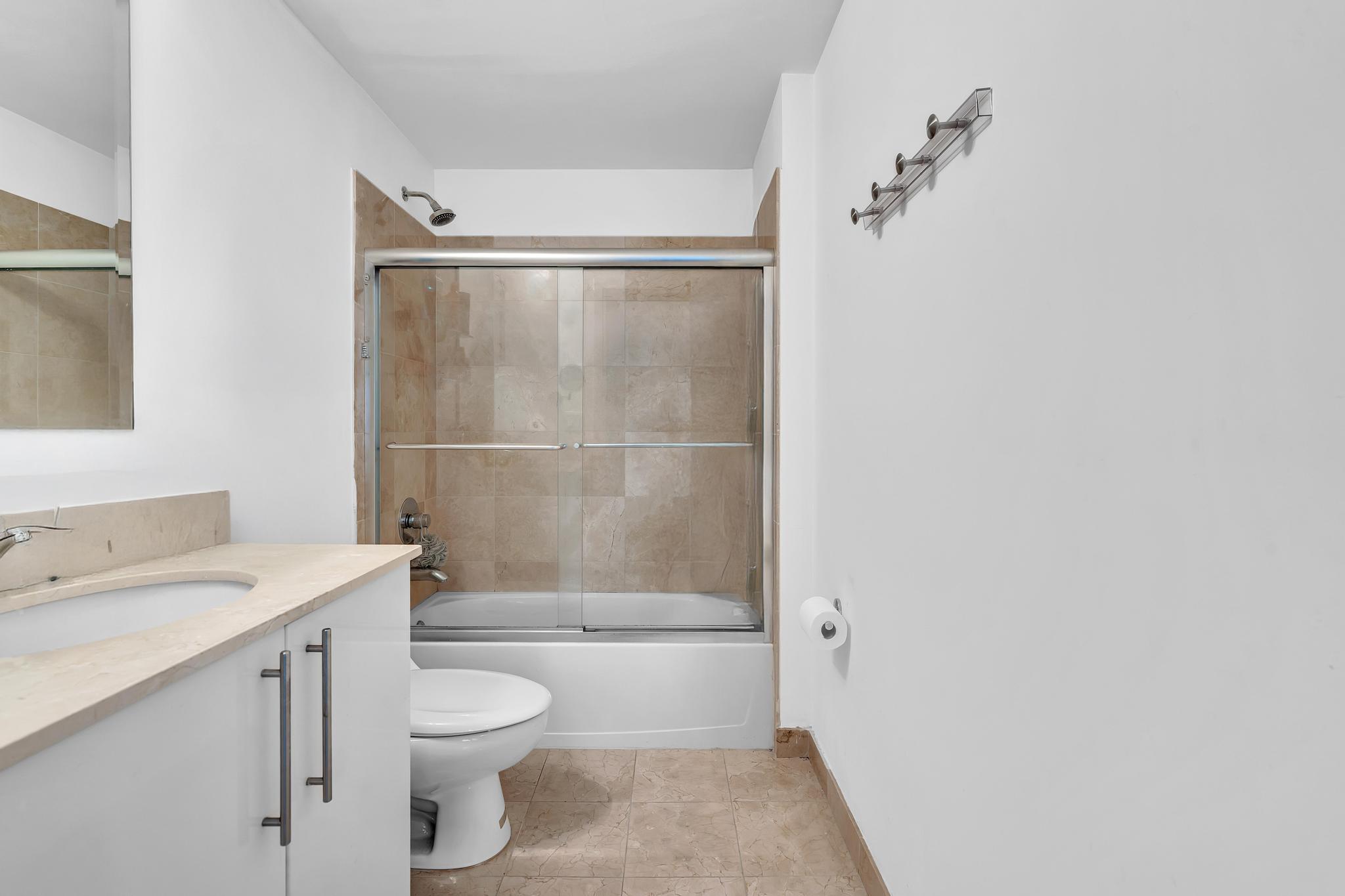 AVENTURA MARINA CONDO NUMBER TWO - Residential