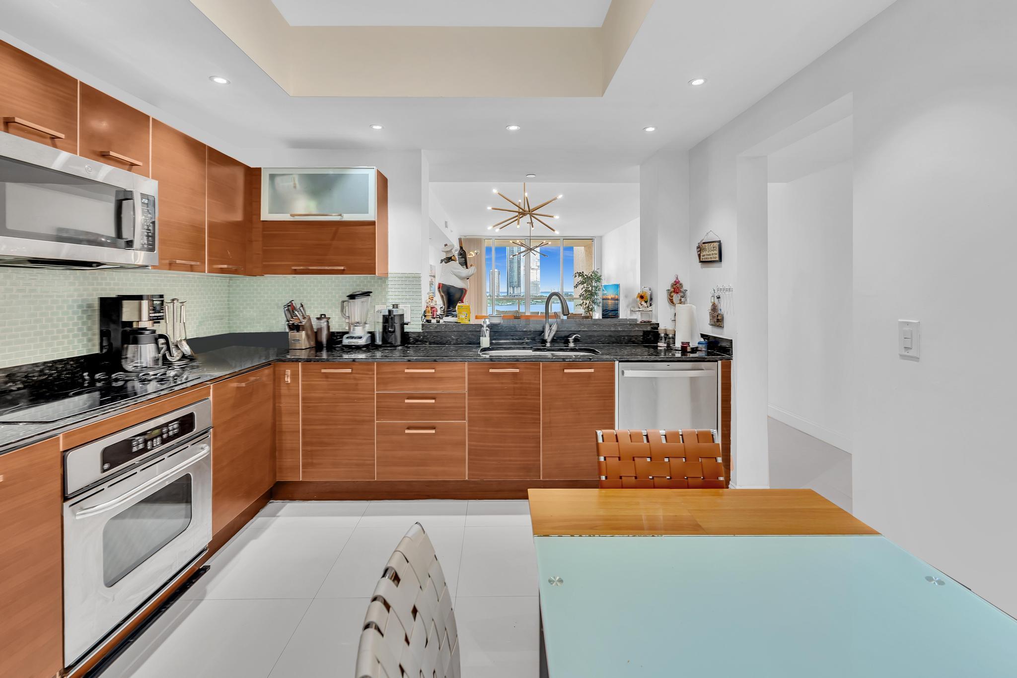 AVENTURA MARINA CONDO NUMBER TWO - Residential