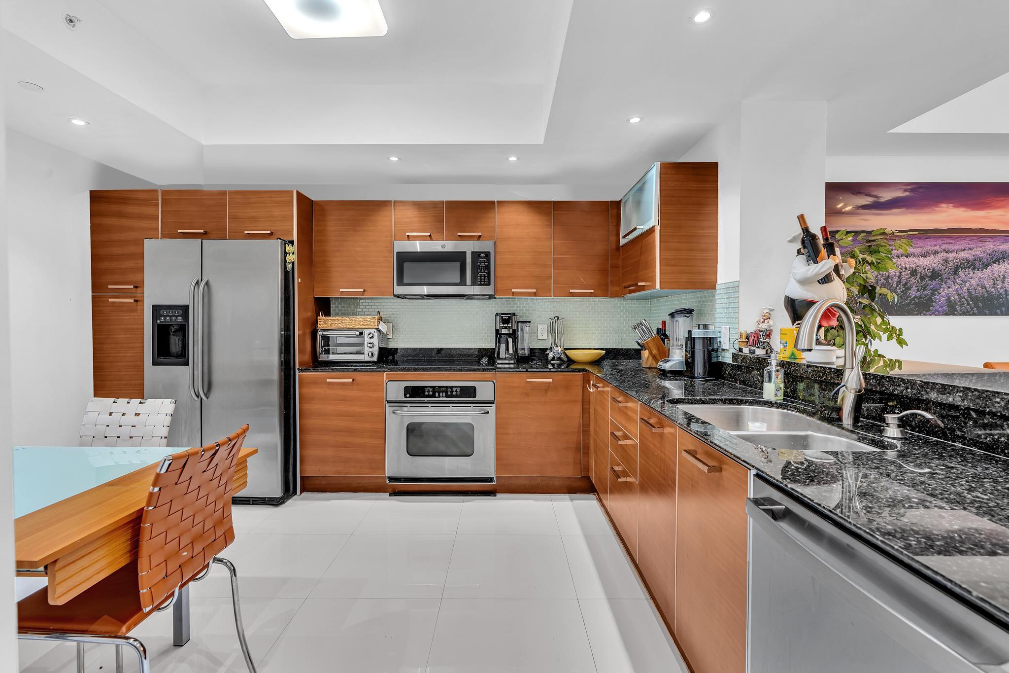 AVENTURA MARINA CONDO NUMBER TWO - Residential