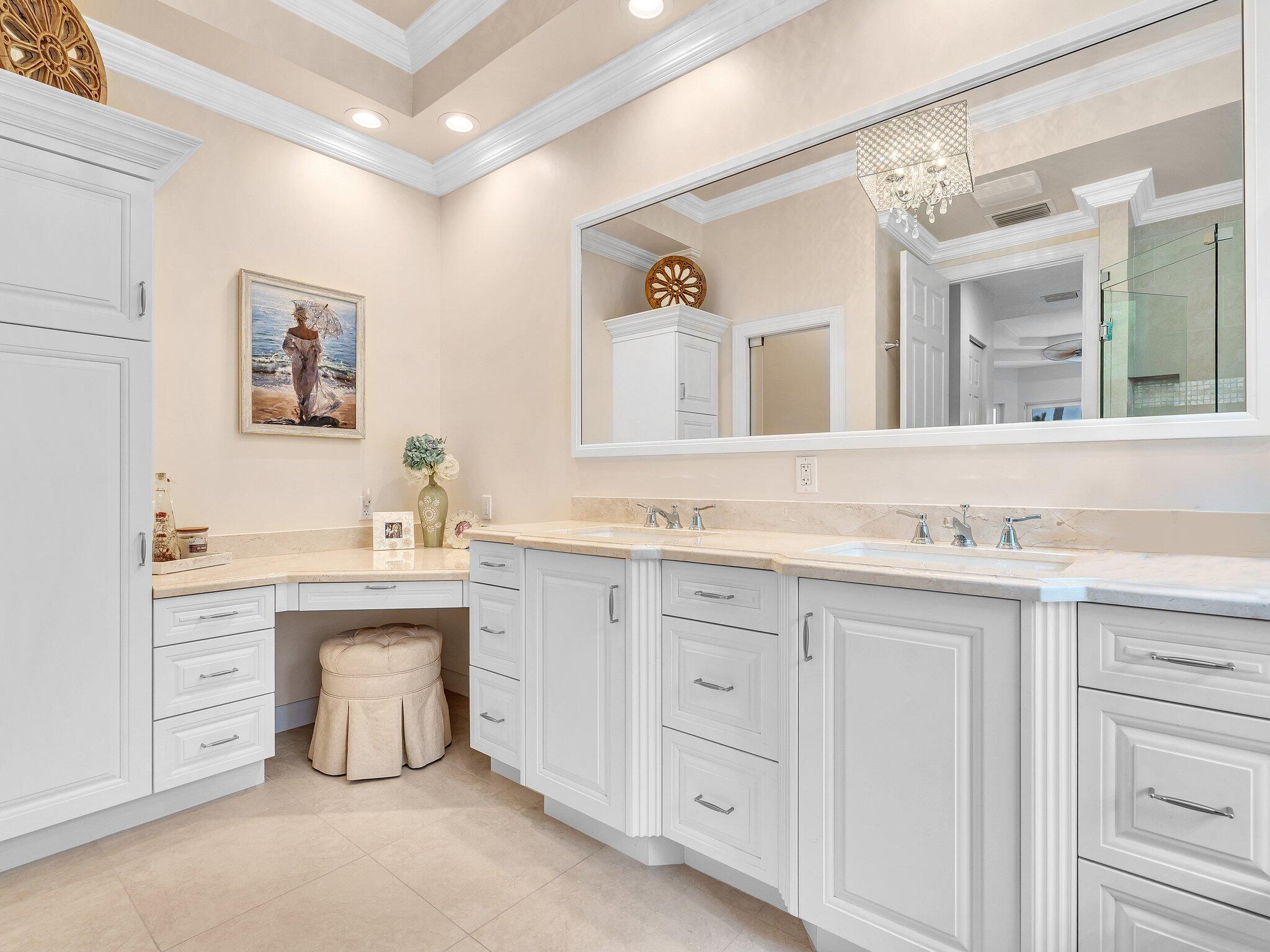 HAMILTON PLACE - Residential