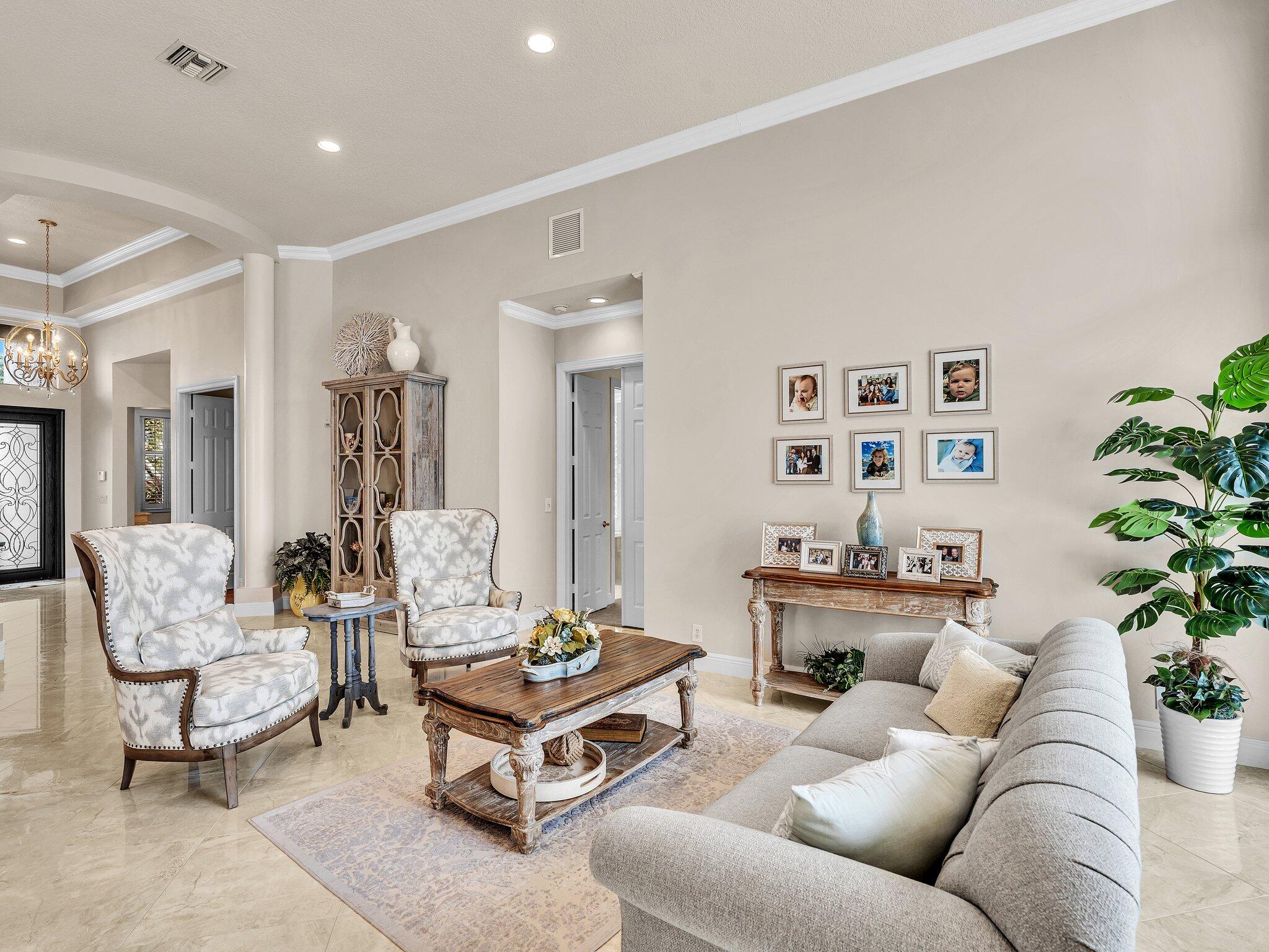 HAMILTON PLACE - Residential