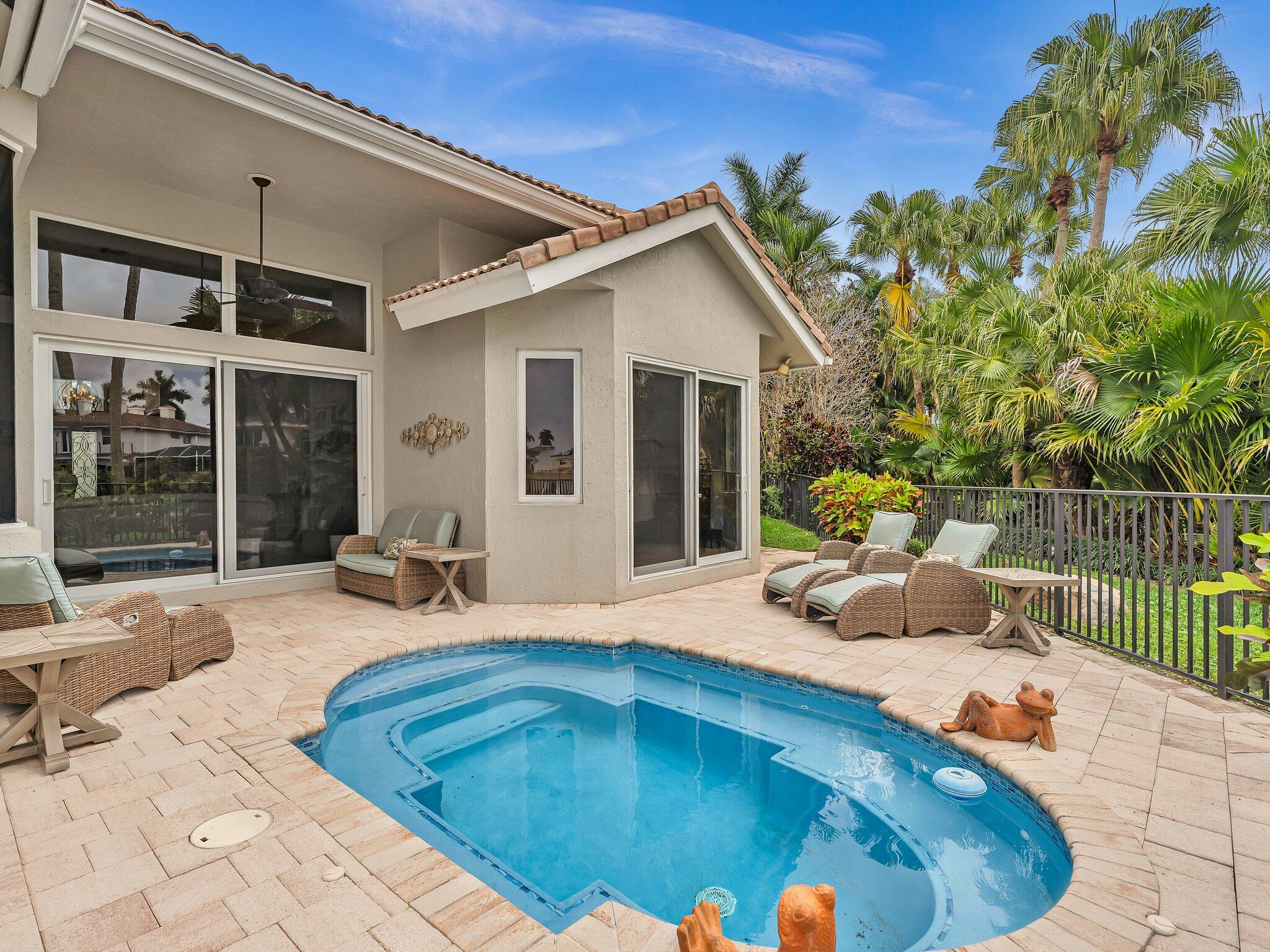 HAMILTON PLACE - Residential