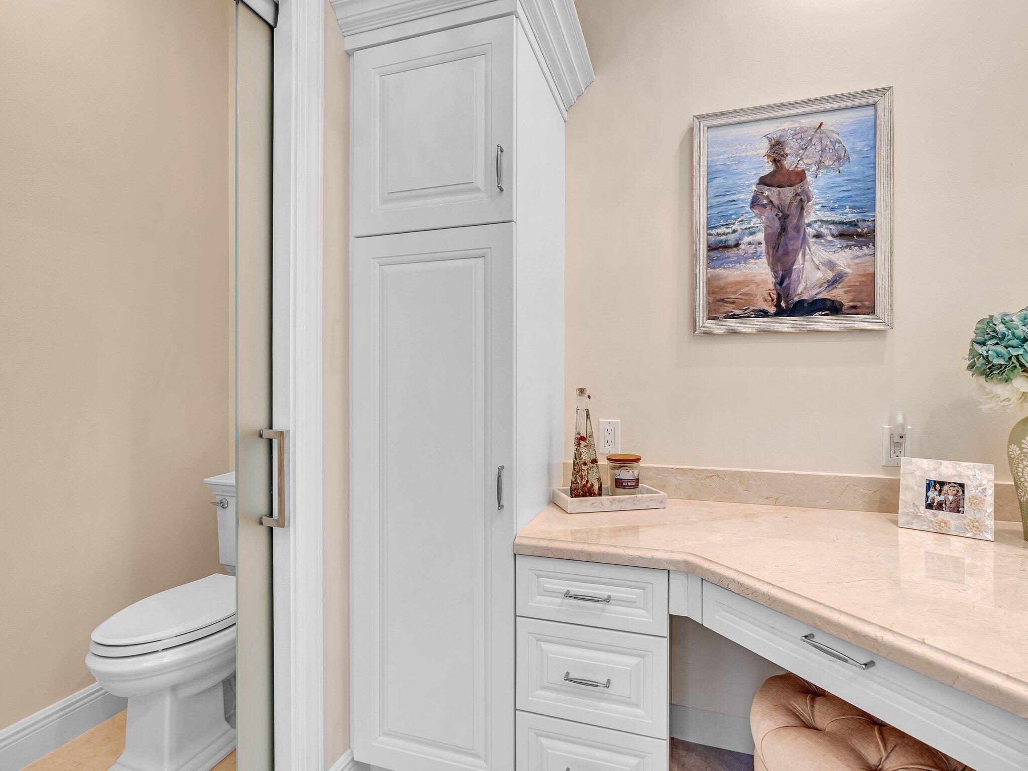 HAMILTON PLACE - Residential