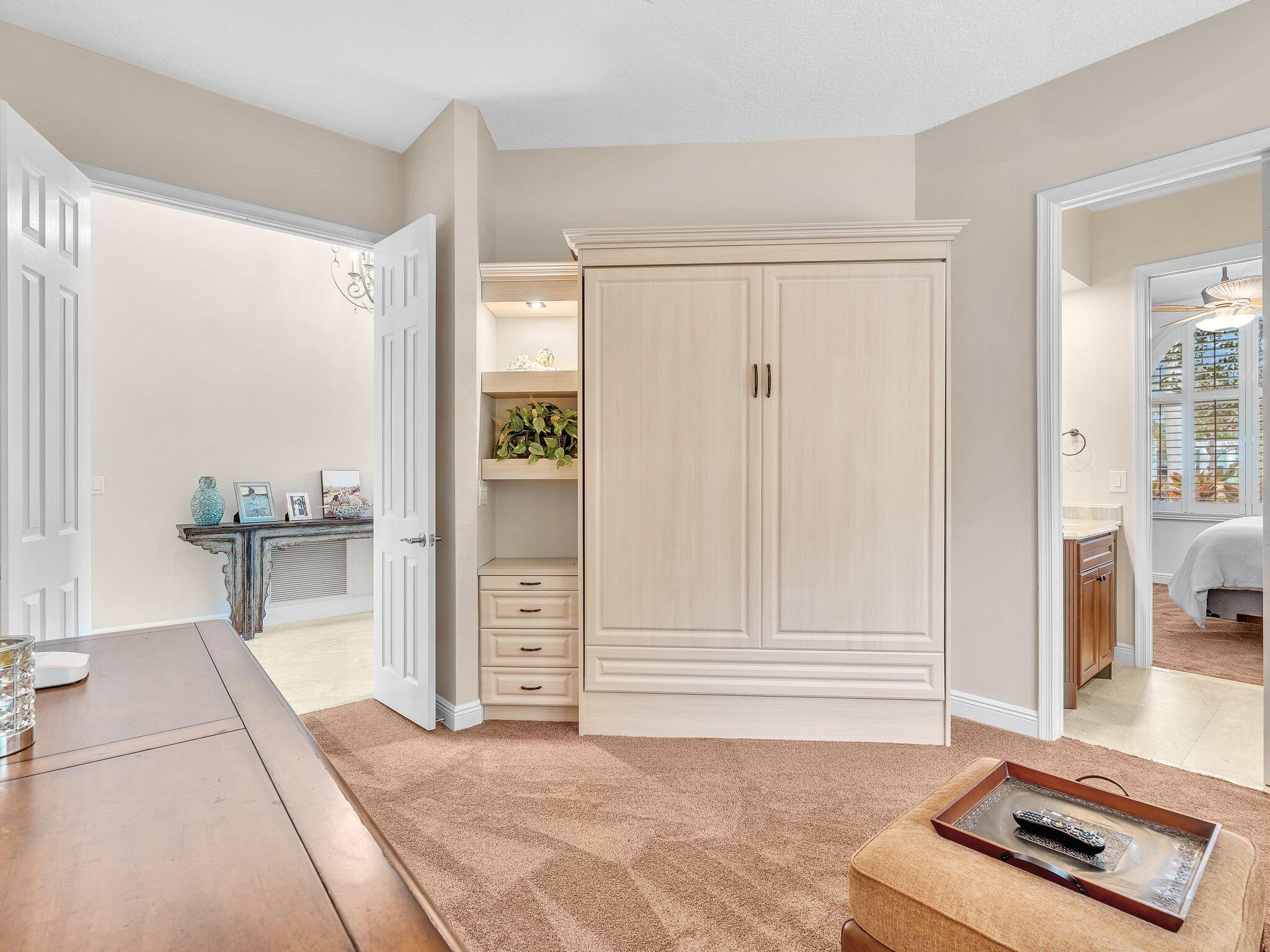 HAMILTON PLACE - Residential