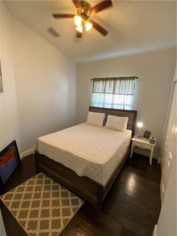 VICTORIA ISLES - Residential
