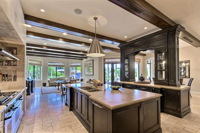 BAY COLONY SEC OF THE LAN - Residential