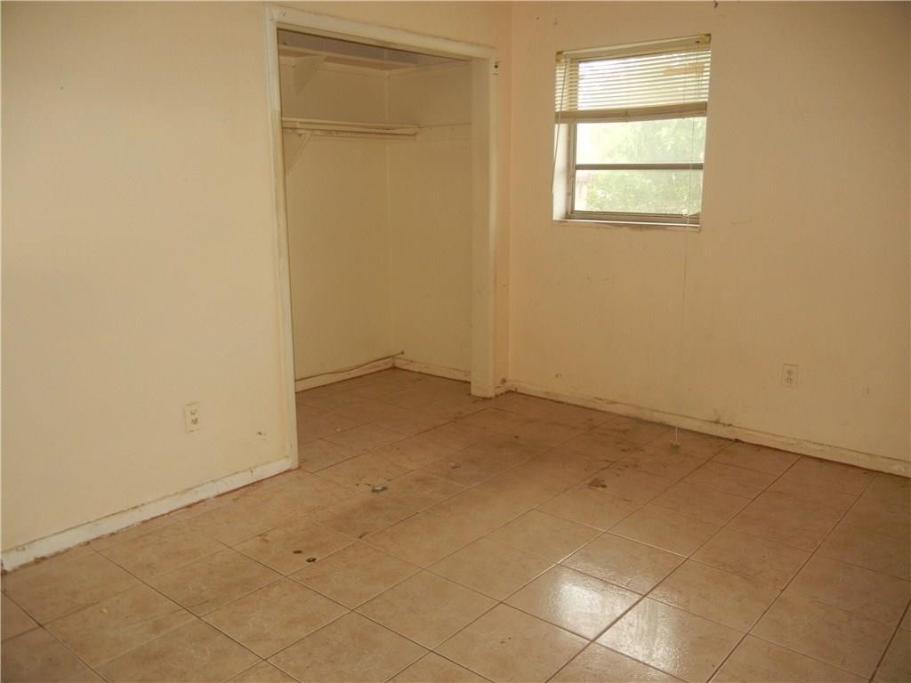 Carol City 1st Add - Residential
