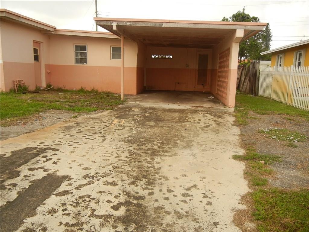 Carol City 1st Add - Residential
