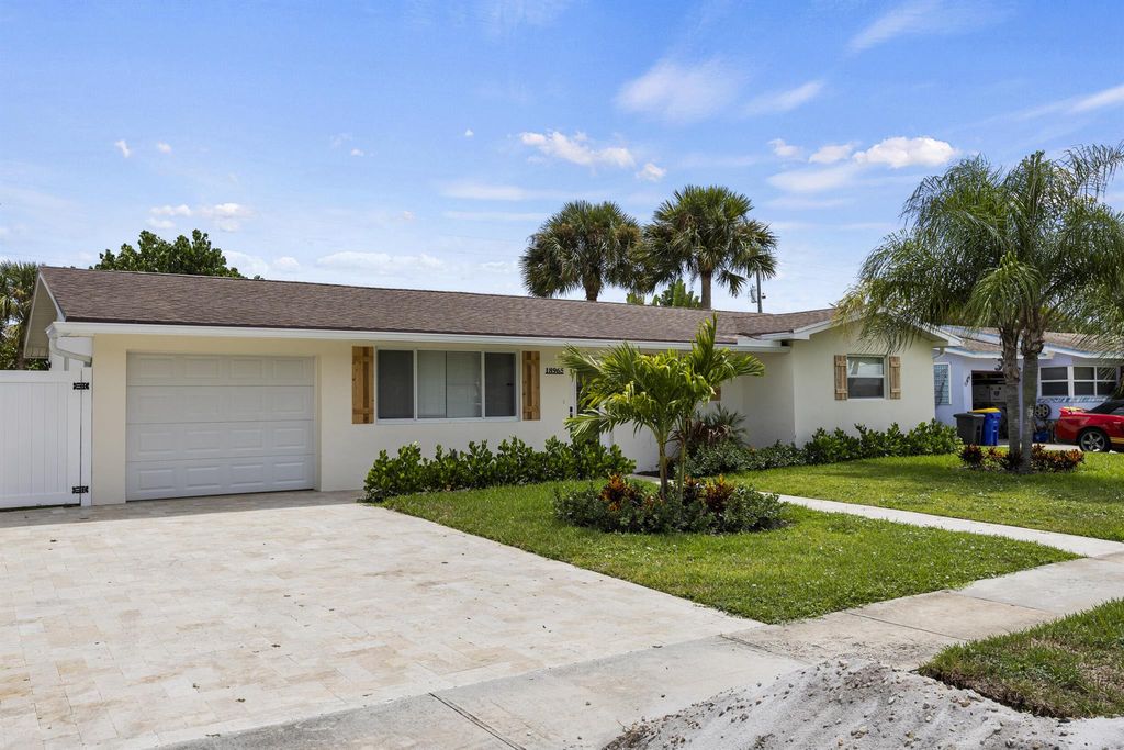 Photo of 18965 SE Southgate Drive, Tequesta, FL 33469 (MLS # R11116815)