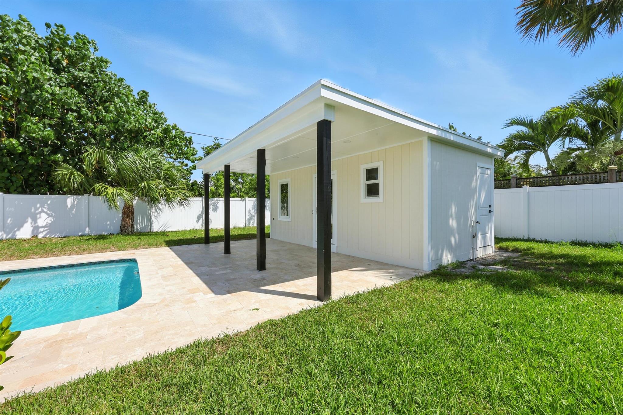 SOUTHGATE - Residential