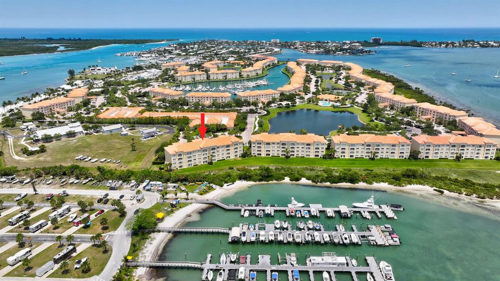 Photo of 34 W Harbour Isle Drive #205, Fort Pierce, FL 34949 (MLS # R11093429)