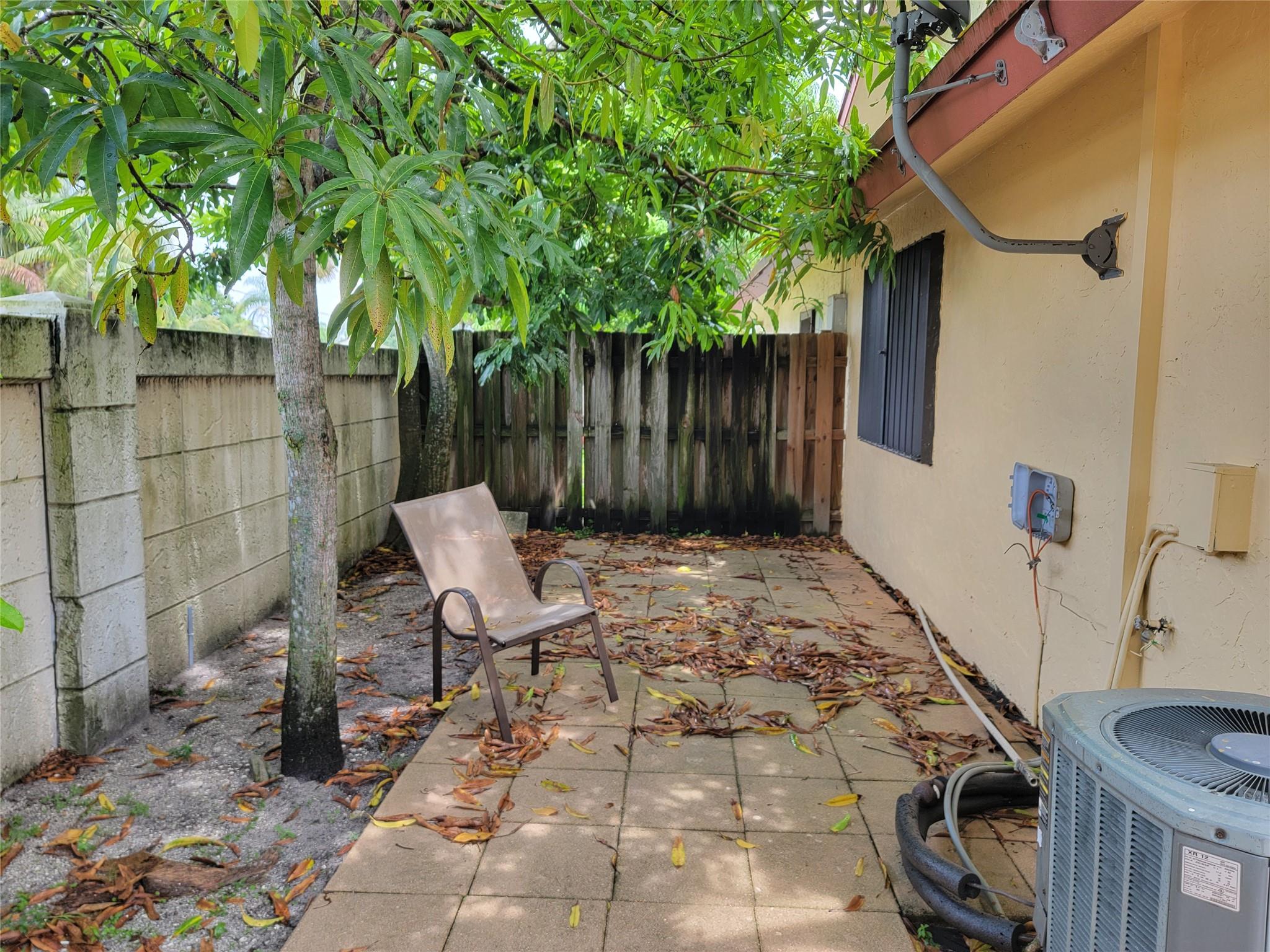 NORTH LAUDERDALE DIVISION - Residential Lease