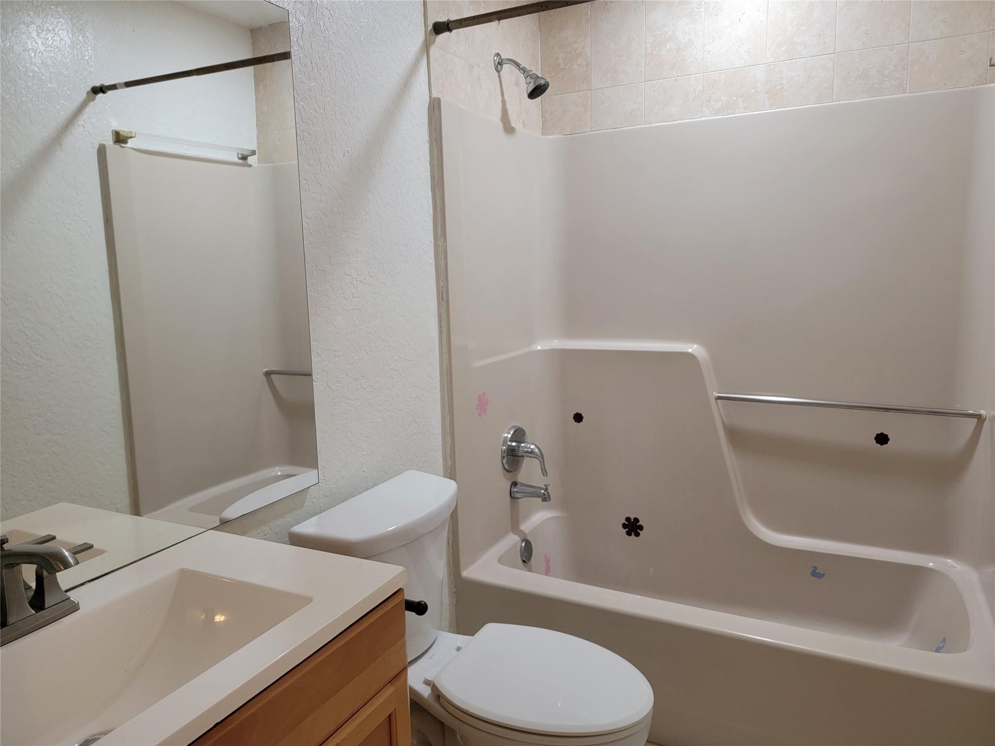 NORTH LAUDERDALE DIVISION - Residential Lease