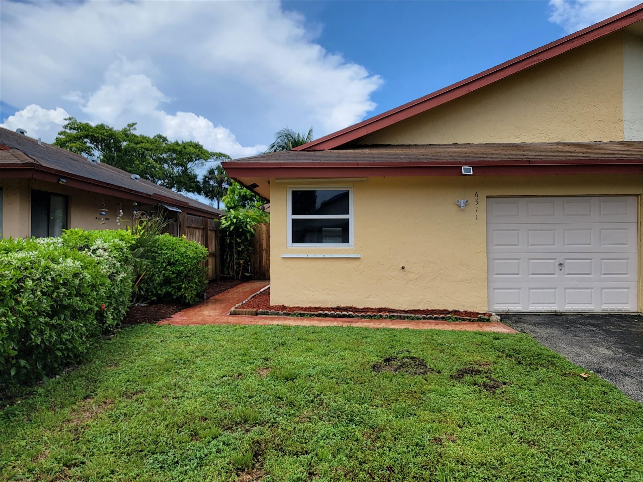 NORTH LAUDERDALE DIVISION - Residential Lease