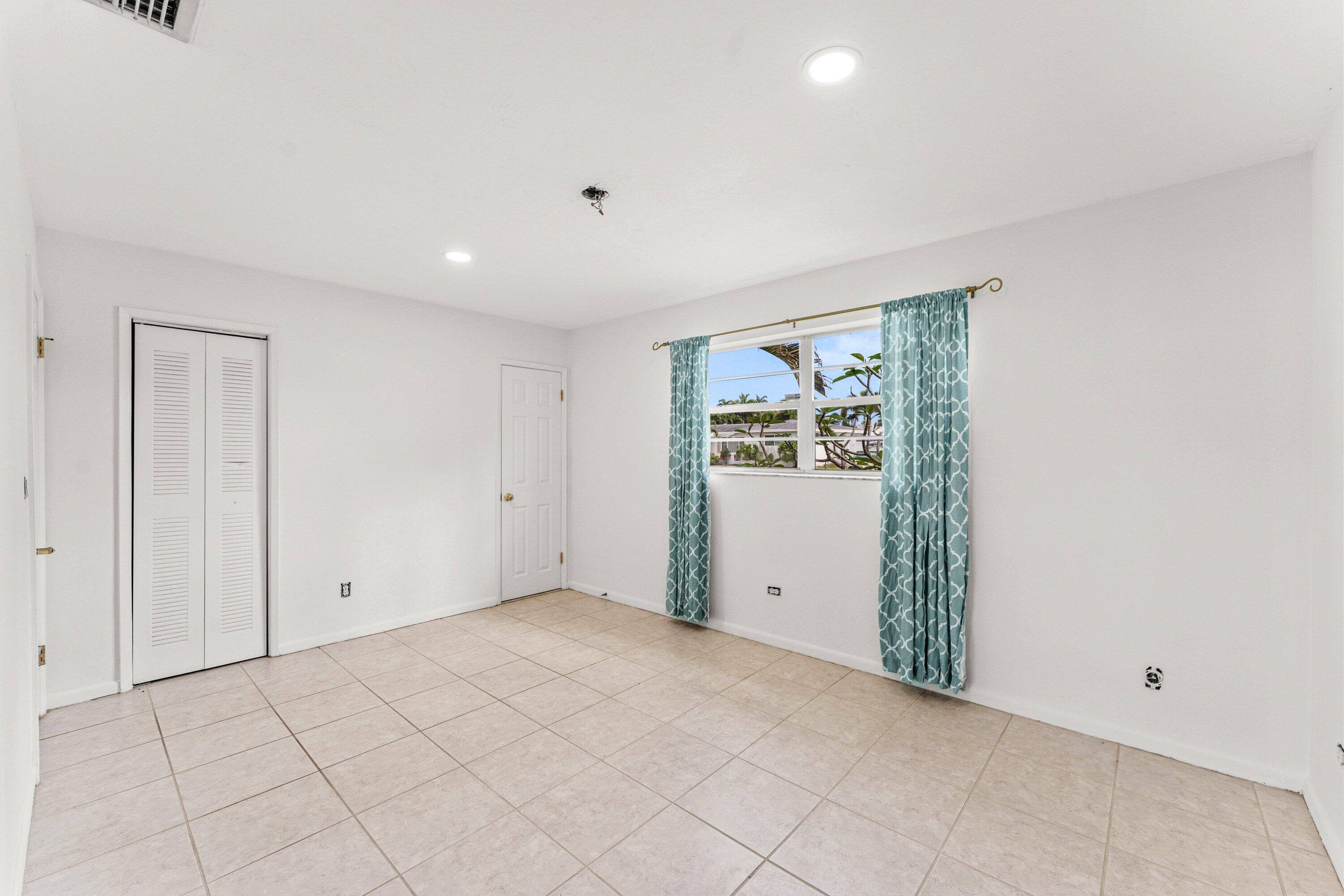 WINFIELD PARK - Residential
